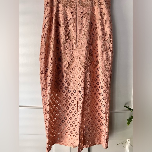 Keepsake Lace Midi Dress NWOT - Picture 6 of 7